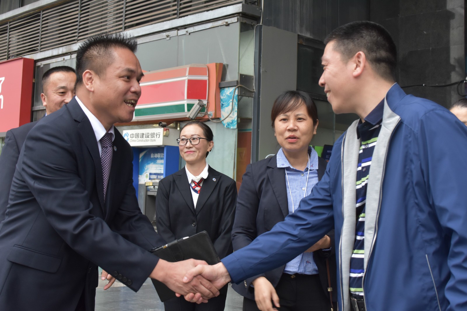 图片关键词