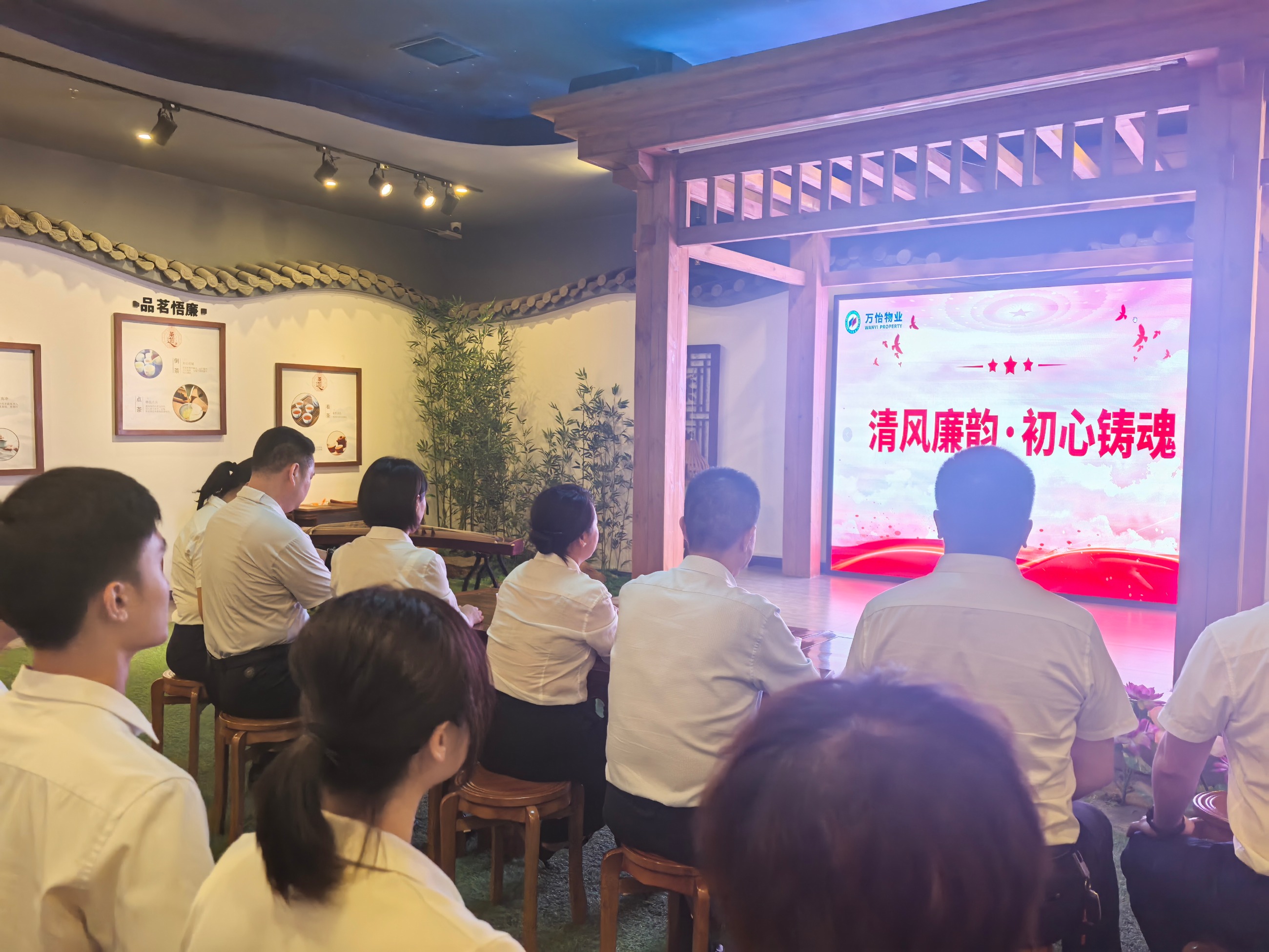 图片关键词