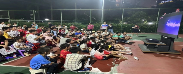 光影仲夏夜，共享邻里好时光！