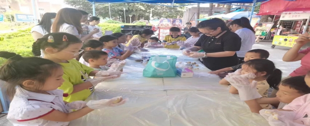 花样手作传真情，团圆喜乐迎中秋！